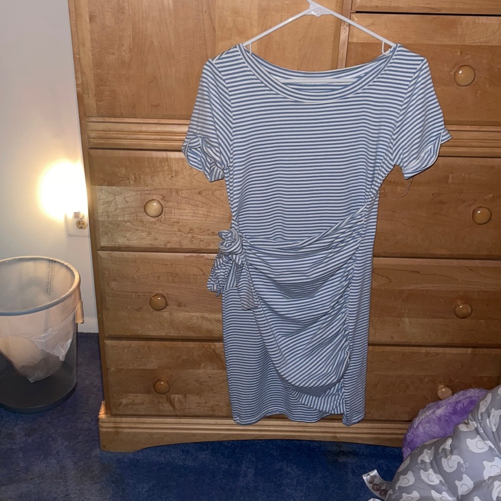 Medium Sized Women’s Dress